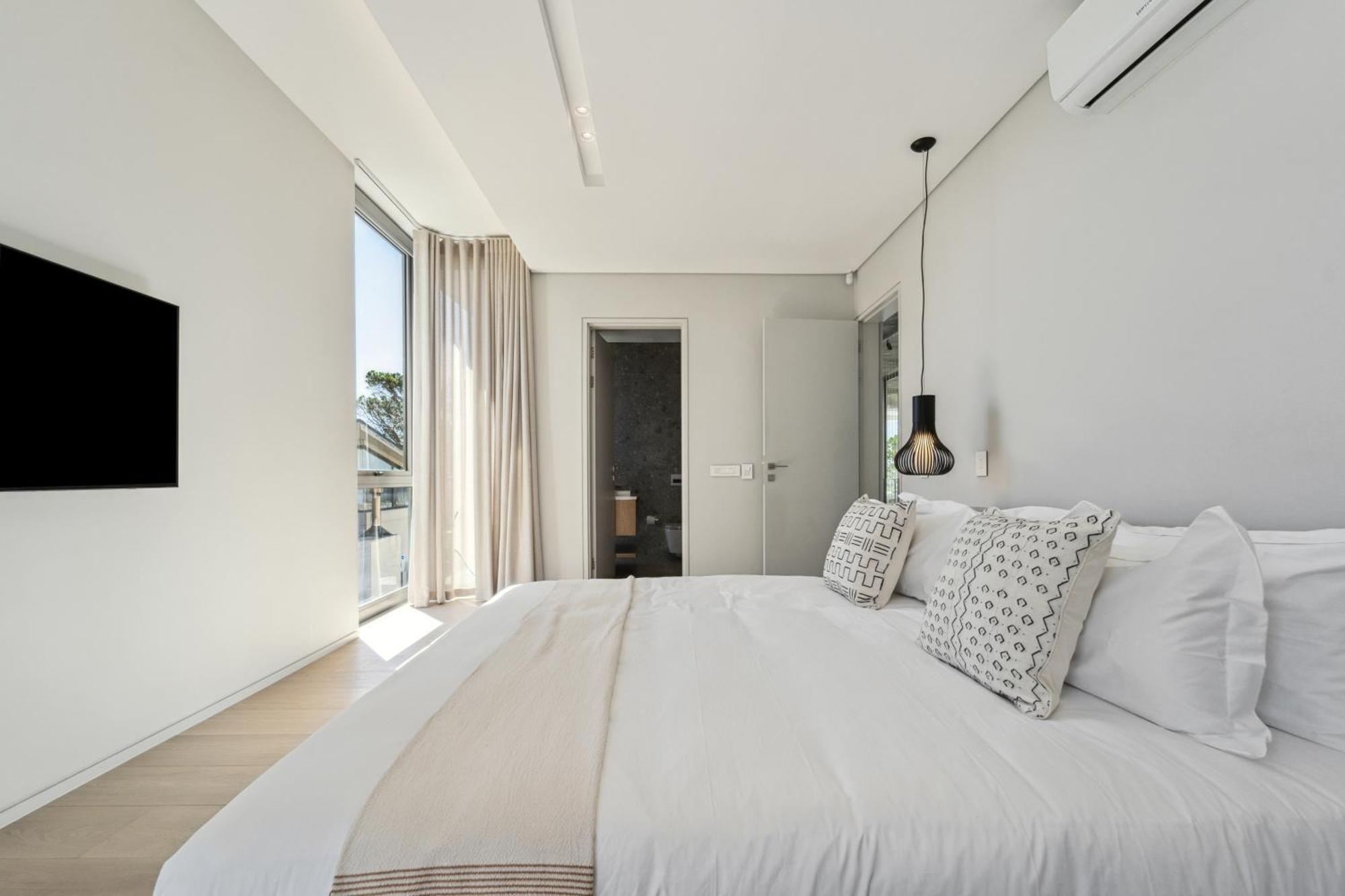 Brand New Dream With Ocean View, Sauna & Gym
