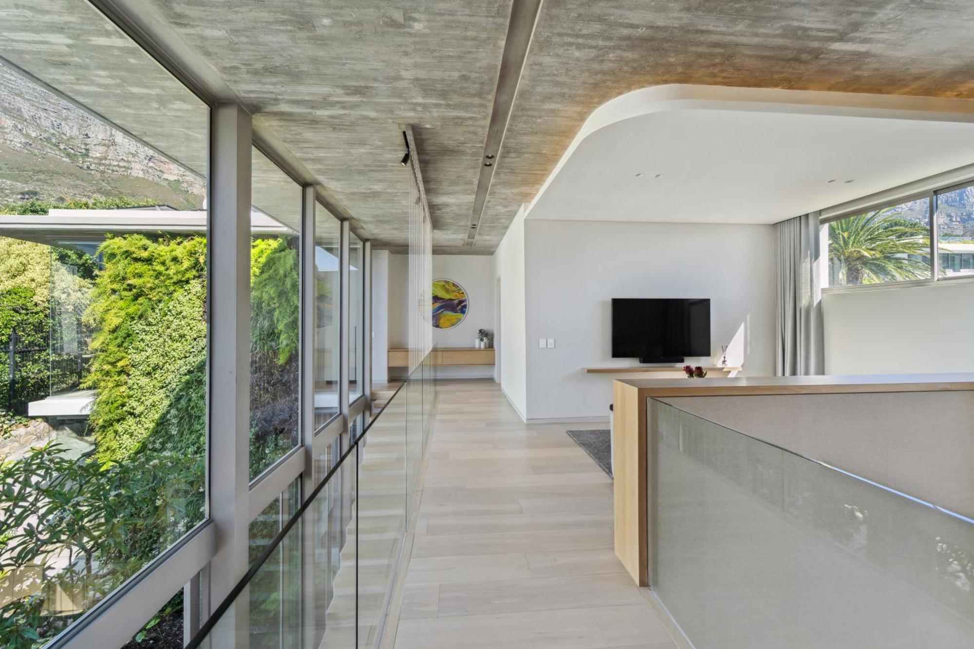 Brand New Dream With Ocean View, Sauna & Gym * Cape Town